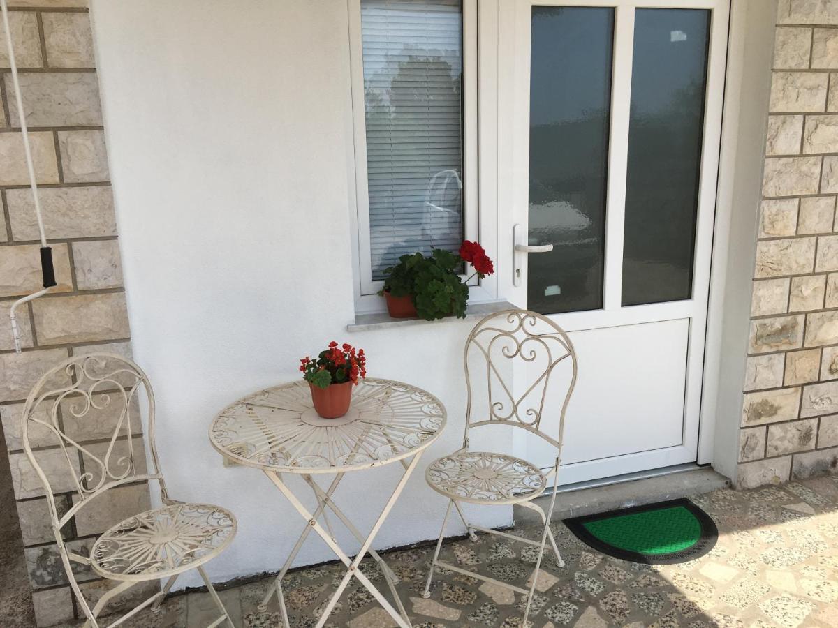 Ferienwohnung Studio Apartman Jojo Senj  Exterior foto